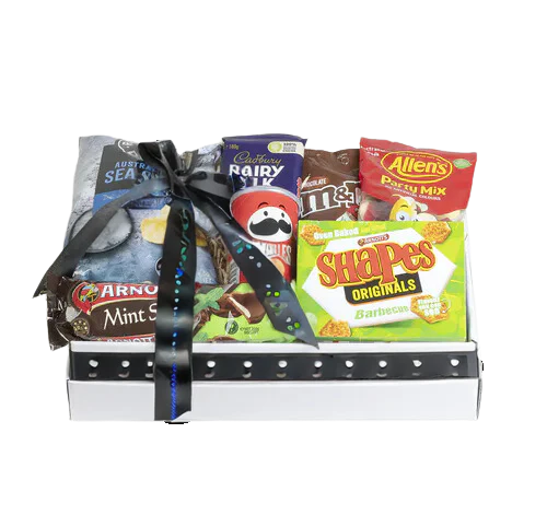 Sweet and Savoury Snacks Hamper